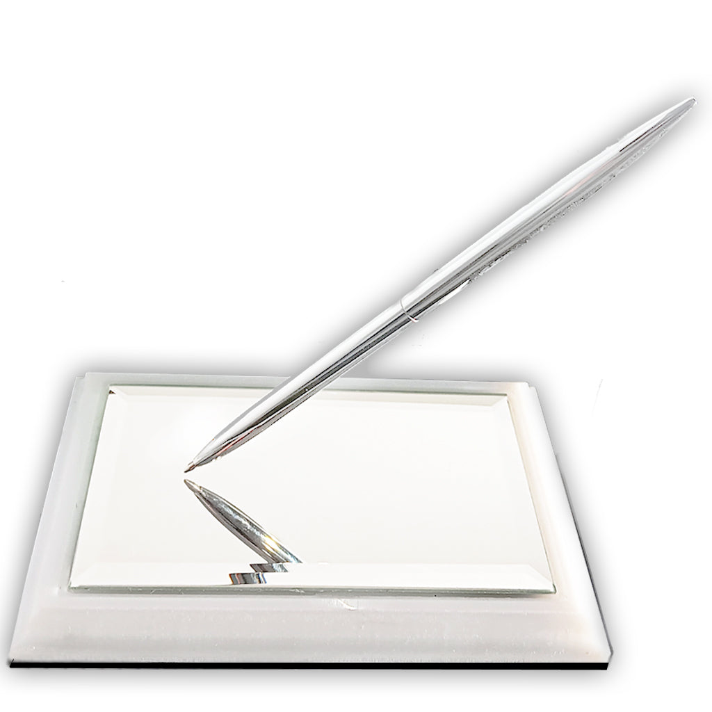 Venus ™ by Gravitypen ®  - The womans executive pen by Gravity pen ® . Self Balancing Luxury Pen.